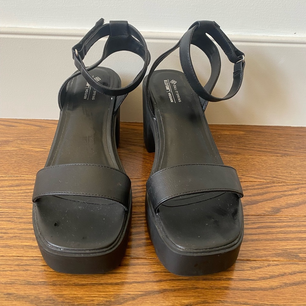 Call it Spring - Chunk Heel Sandal - Picture 2 of 5